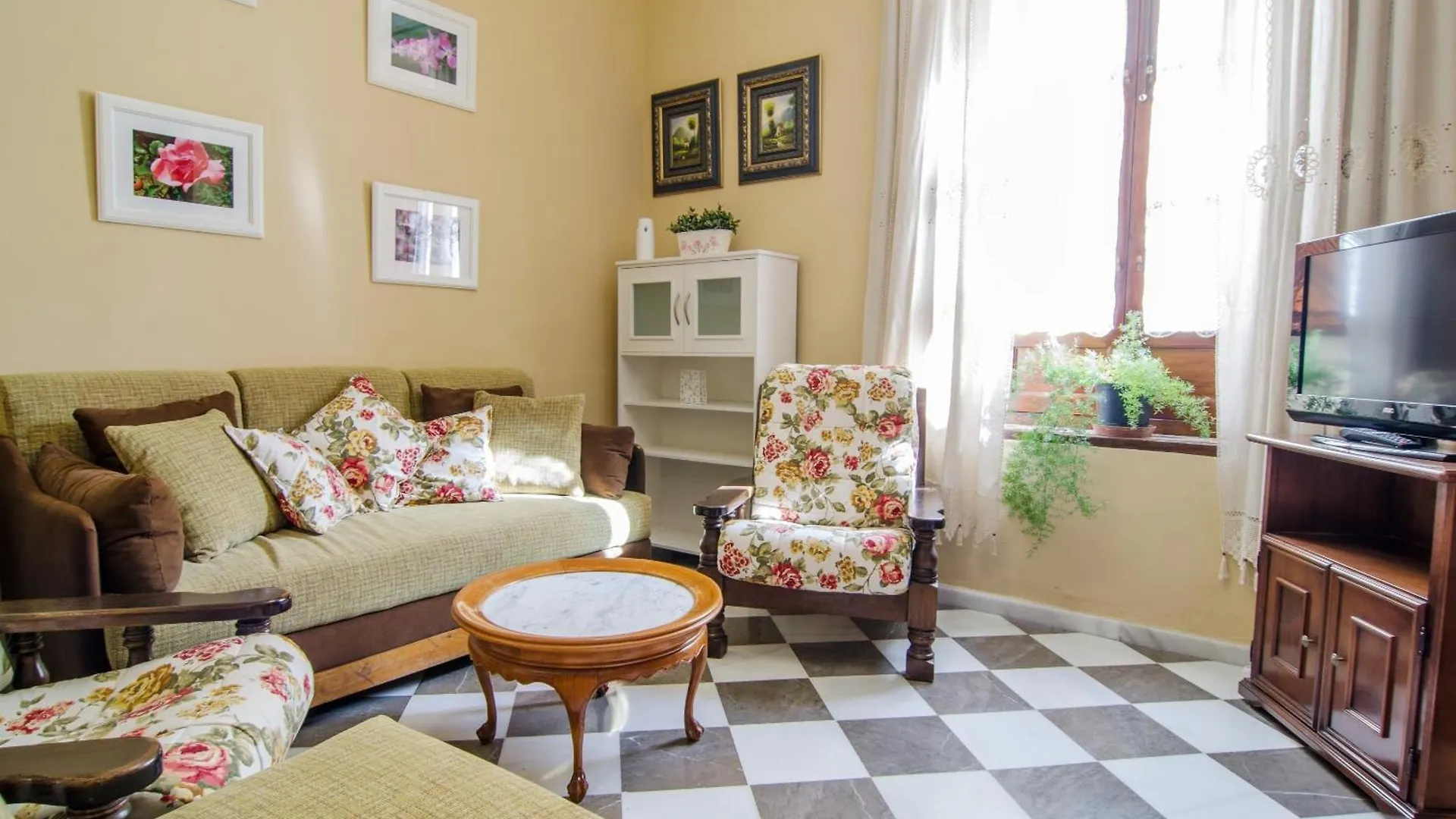 Apartamentos Salmerones Alhama de Granada