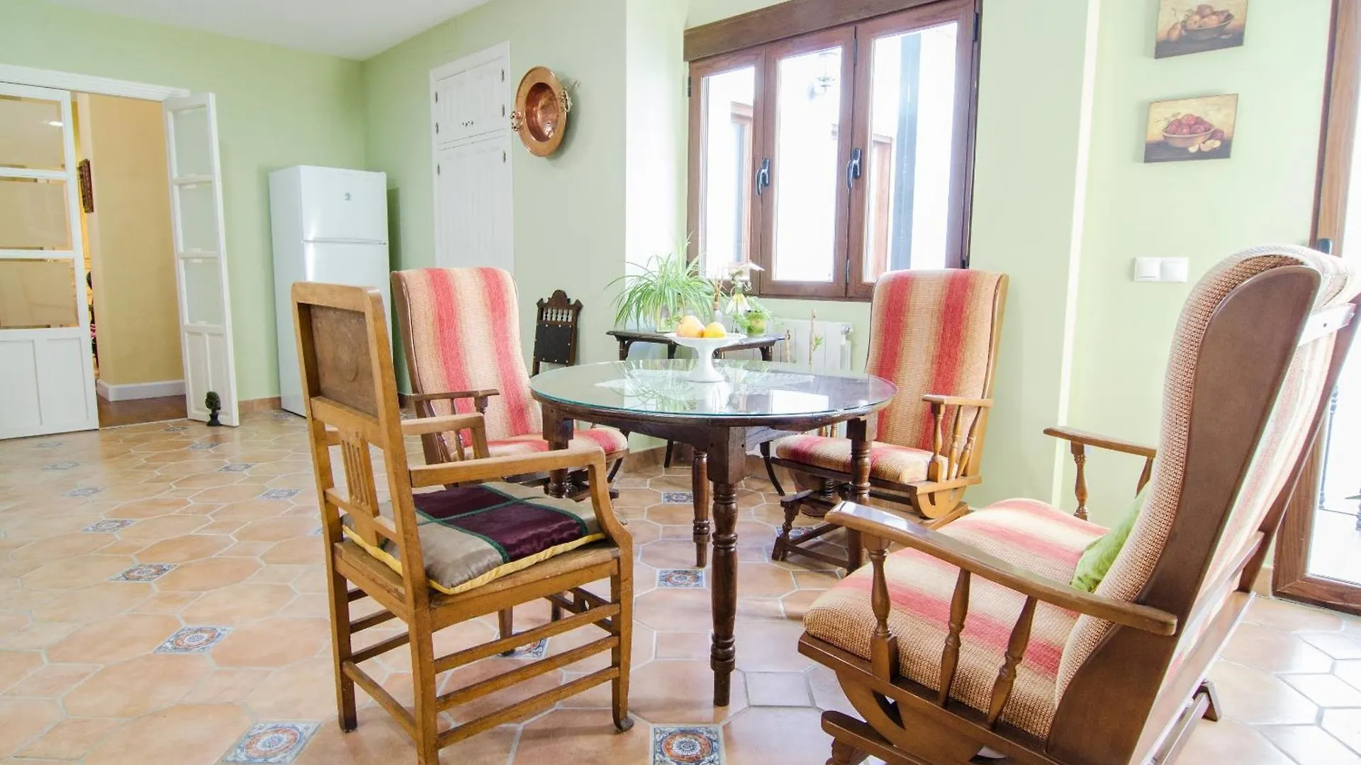 Apartamentos Salmerones Alhama de Granada 0*,