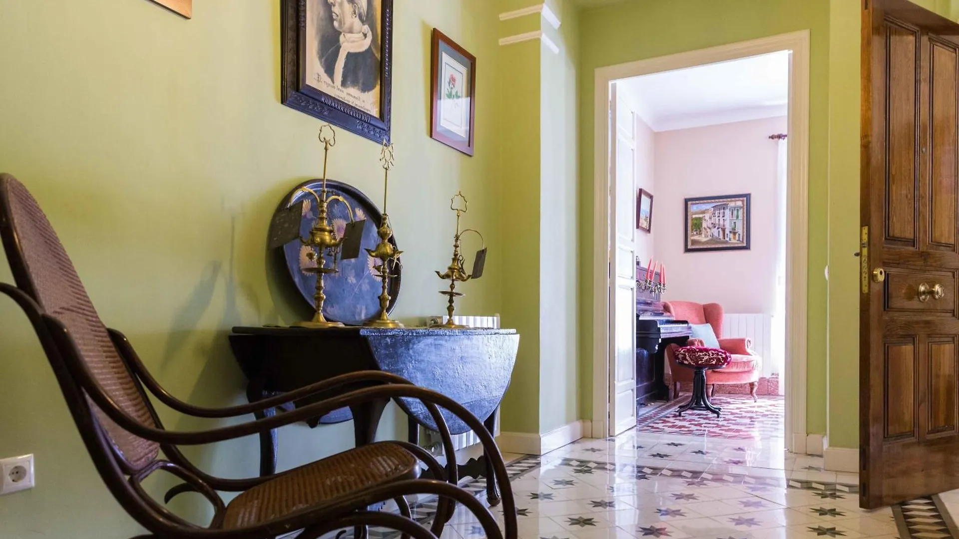 Apartamentos Salmerones Alhama de Granada España